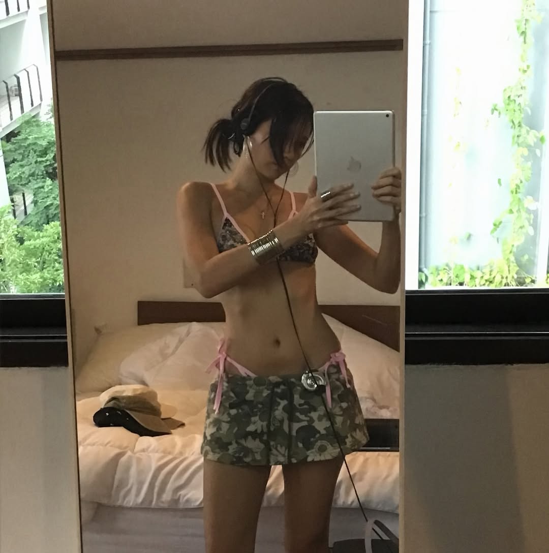 เมทัล สุขขาว