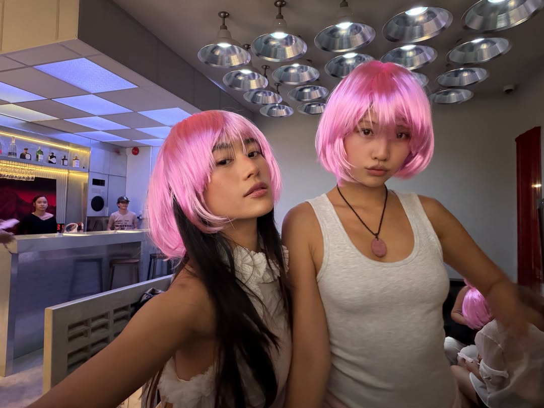 เมทัล สุขขาว