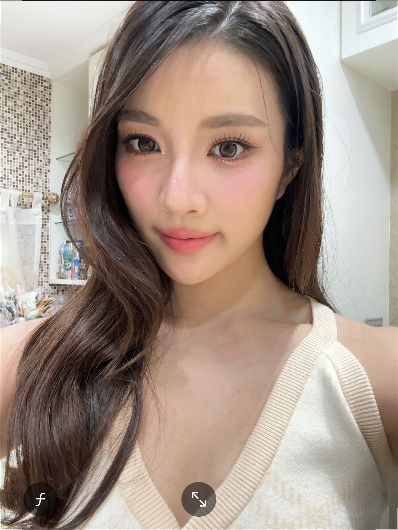 จินนี่ - ณัฐณิชา ประทีปนาฏศิริ