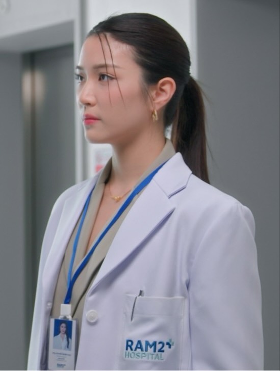 จินนี่ - ณัฐณิชา ประทีปนาฏศิริ