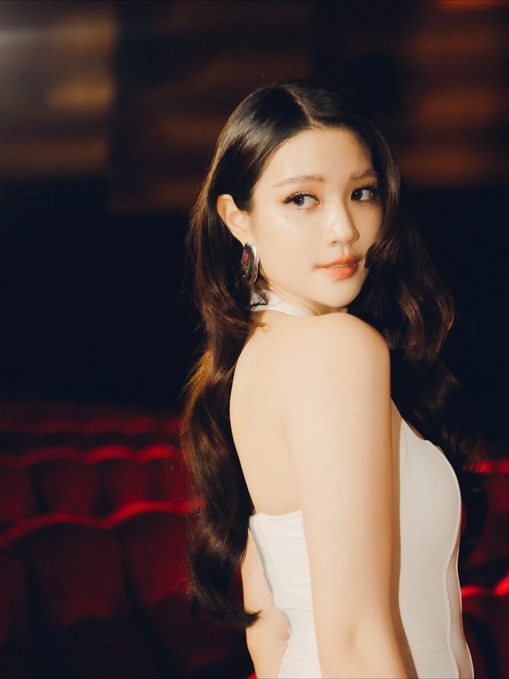 จินนี่ - ณัฐณิชา ประทีปนาฏศิริ