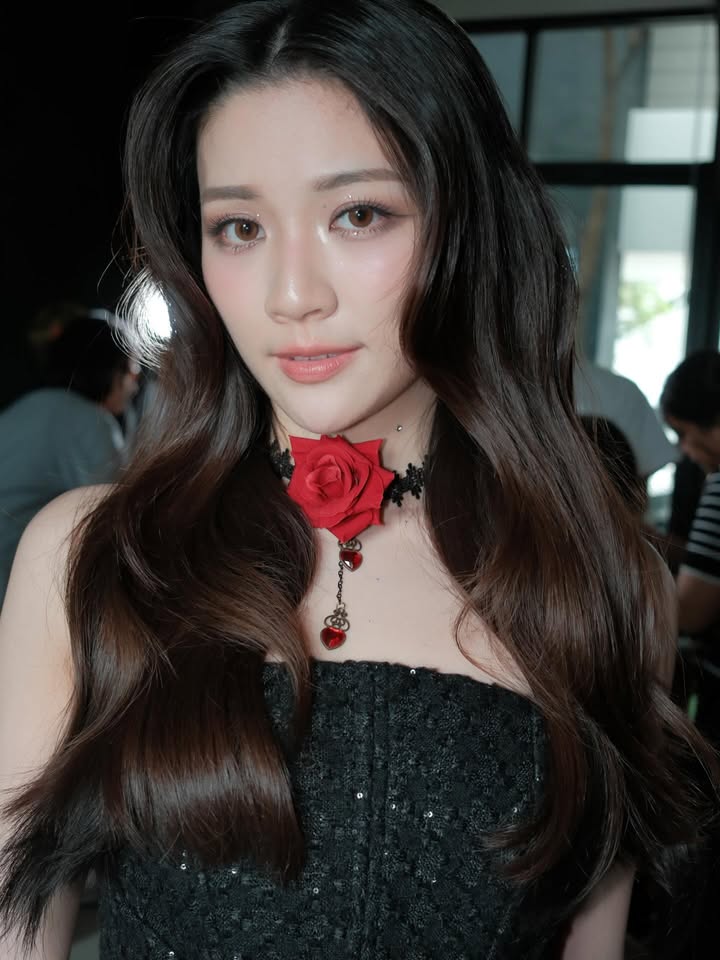 จินนี่ - ณัฐณิชา ประทีปนาฏศิริ