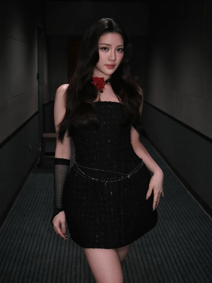 จินนี่ - ณัฐณิชา ประทีปนาฏศิริ