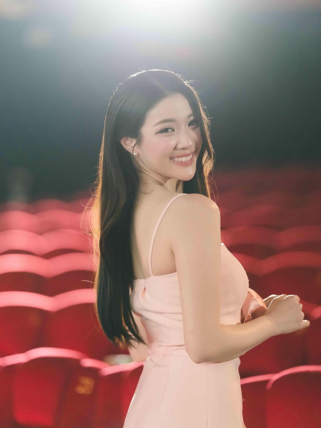 จินนี่ - ณัฐณิชา ประทีปนาฏศิริ