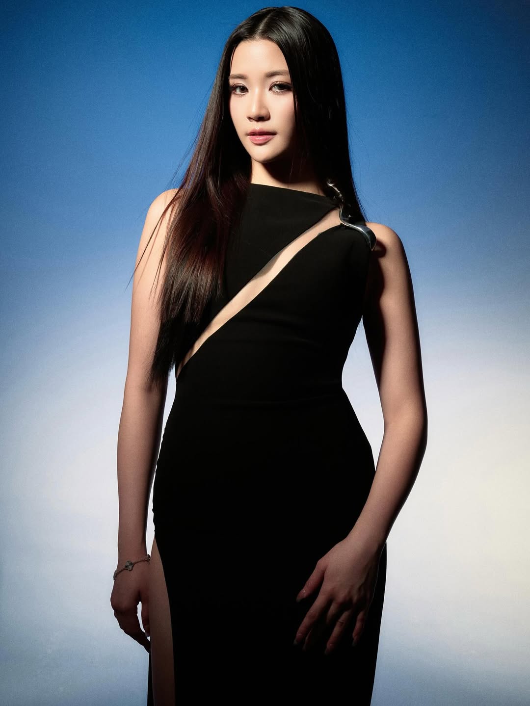 จินนี่ - ณัฐณิชา ประทีปนาฏศิริ