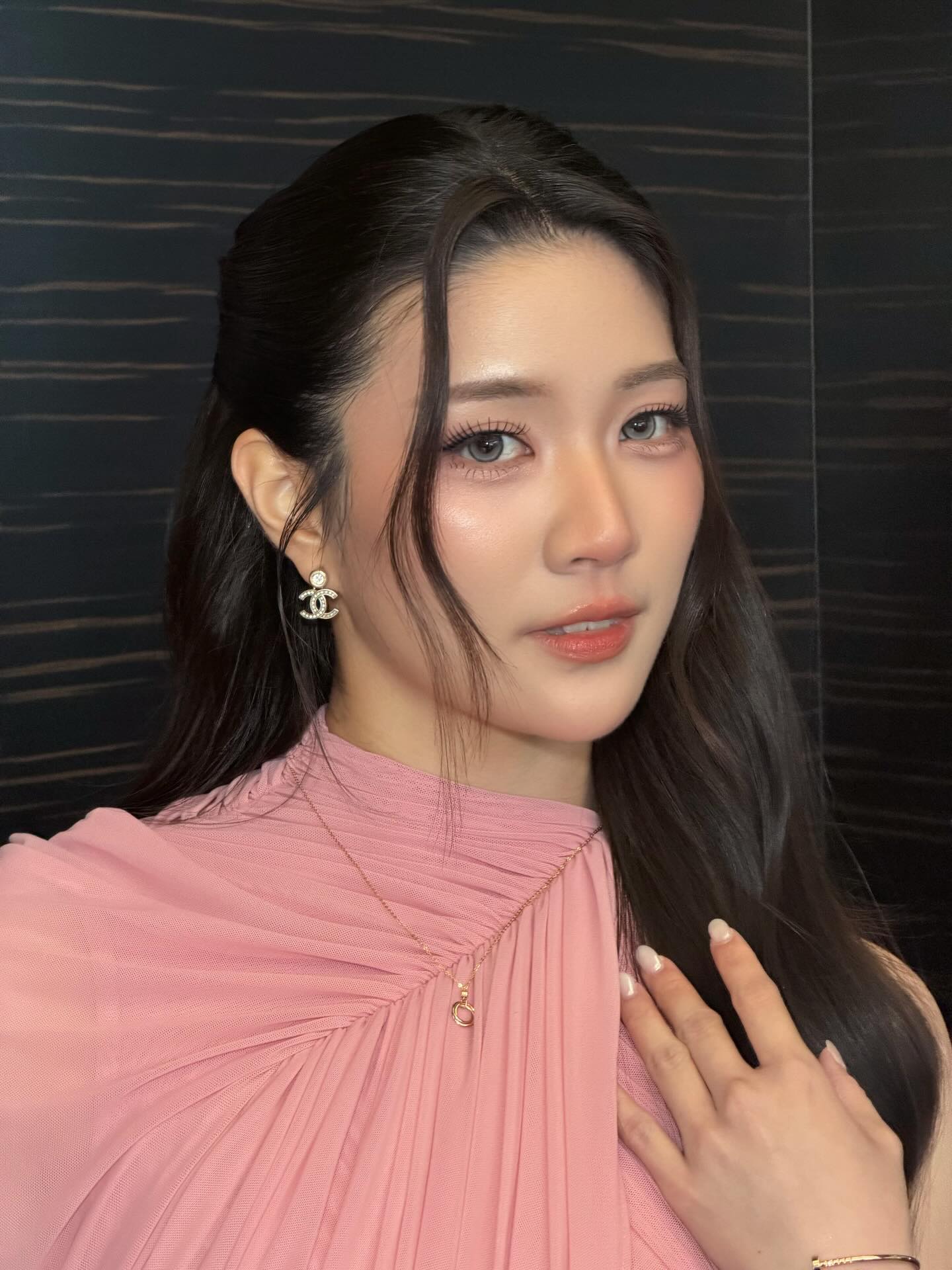 จินนี่ - ณัฐณิชา ประทีปนาฏศิริ