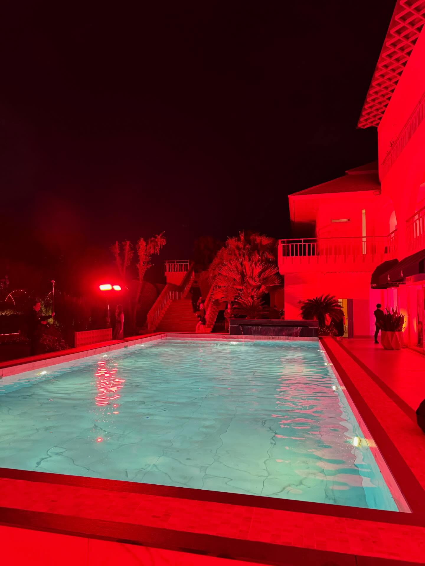 จินนี่ - ณัฐณิชา ประทีปนาฏศิริ