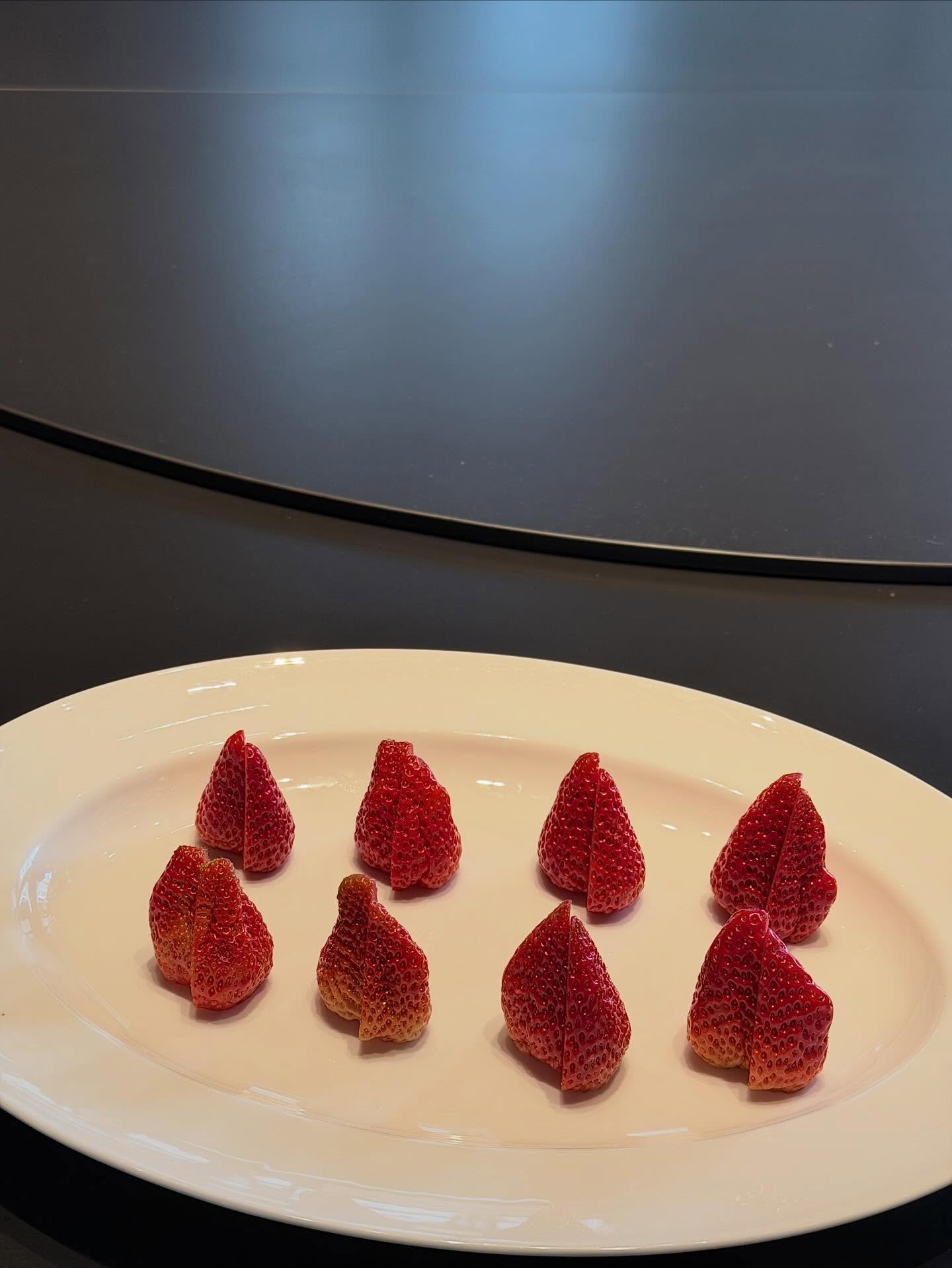 จินนี่ - ณัฐณิชา ประทีปนาฏศิริ