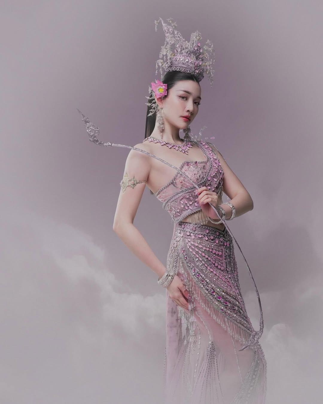 จินนี่ - ณัฐณิชา ประทีปนาฏศิริ