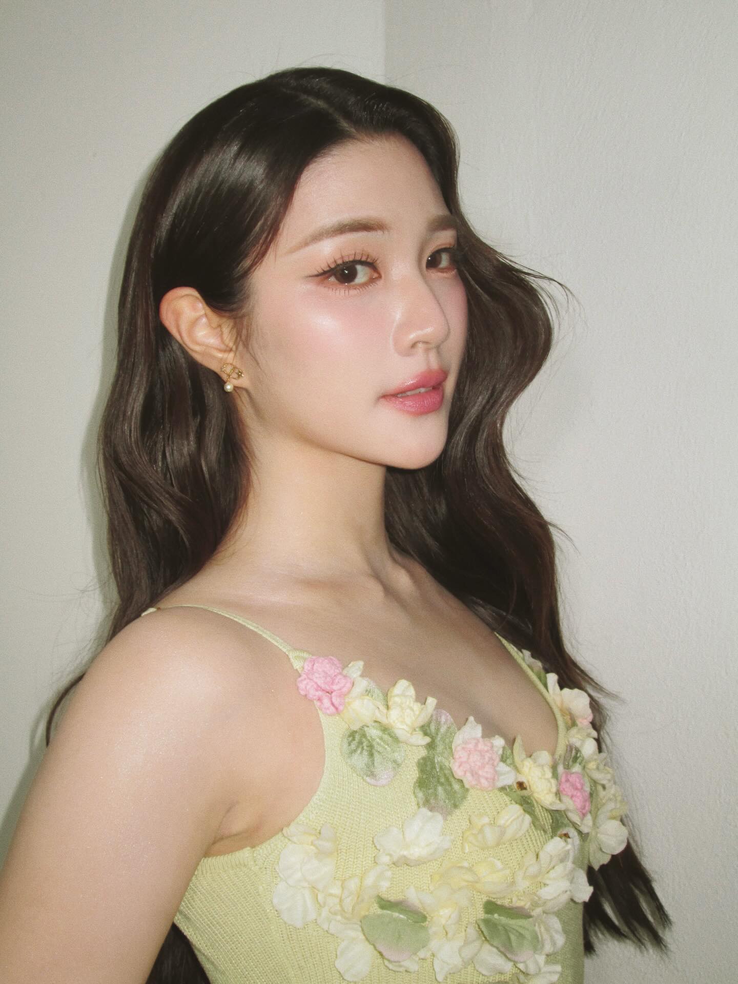 จินนี่ - ณัฐณิชา ประทีปนาฏศิริ