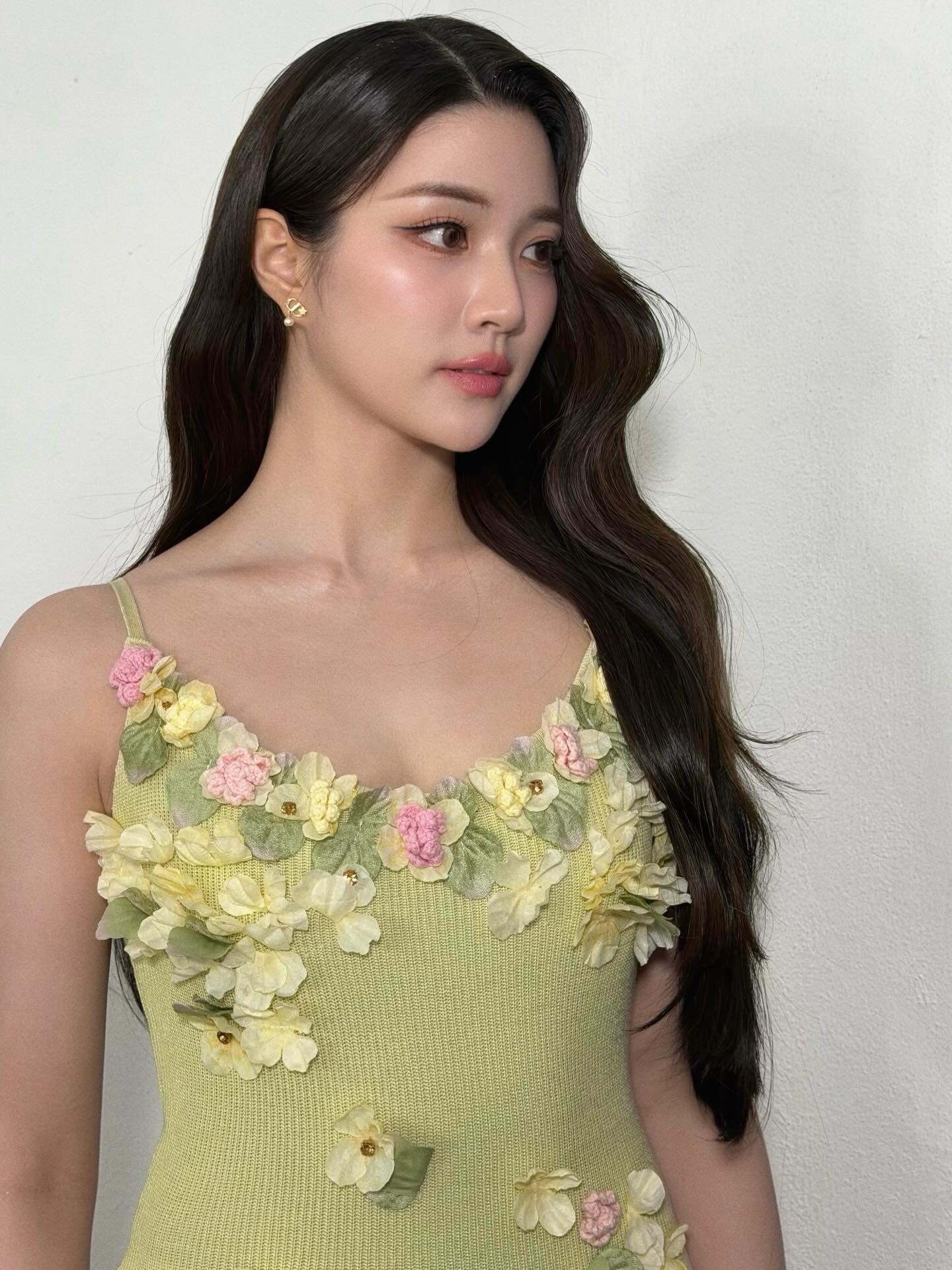 จินนี่ - ณัฐณิชา ประทีปนาฏศิริ