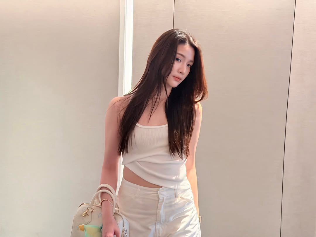 จินนี่ - ณัฐณิชา ประทีปนาฏศิริ