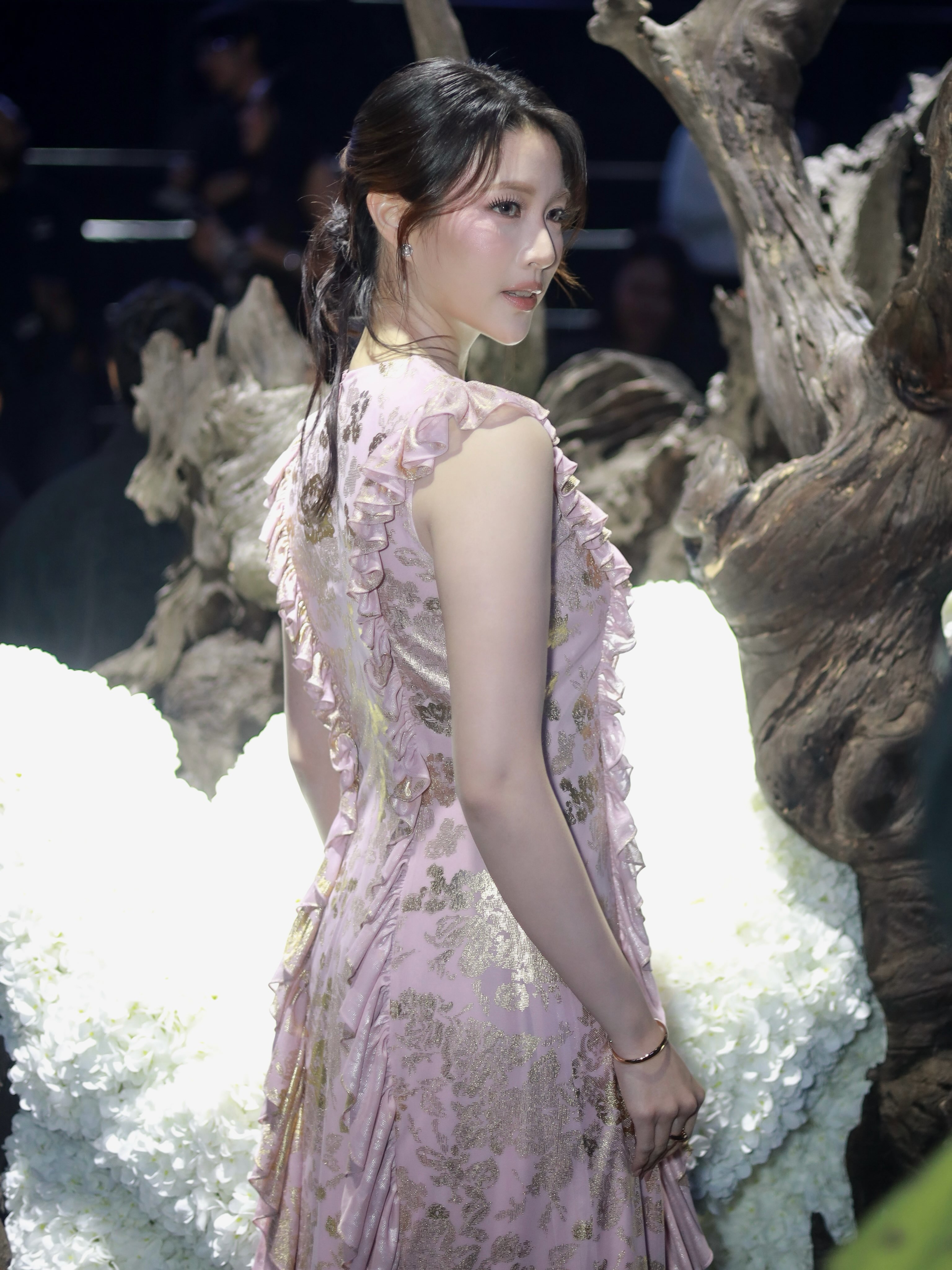 จินนี่ - ณัฐณิชา ประทีปนาฏศิริ