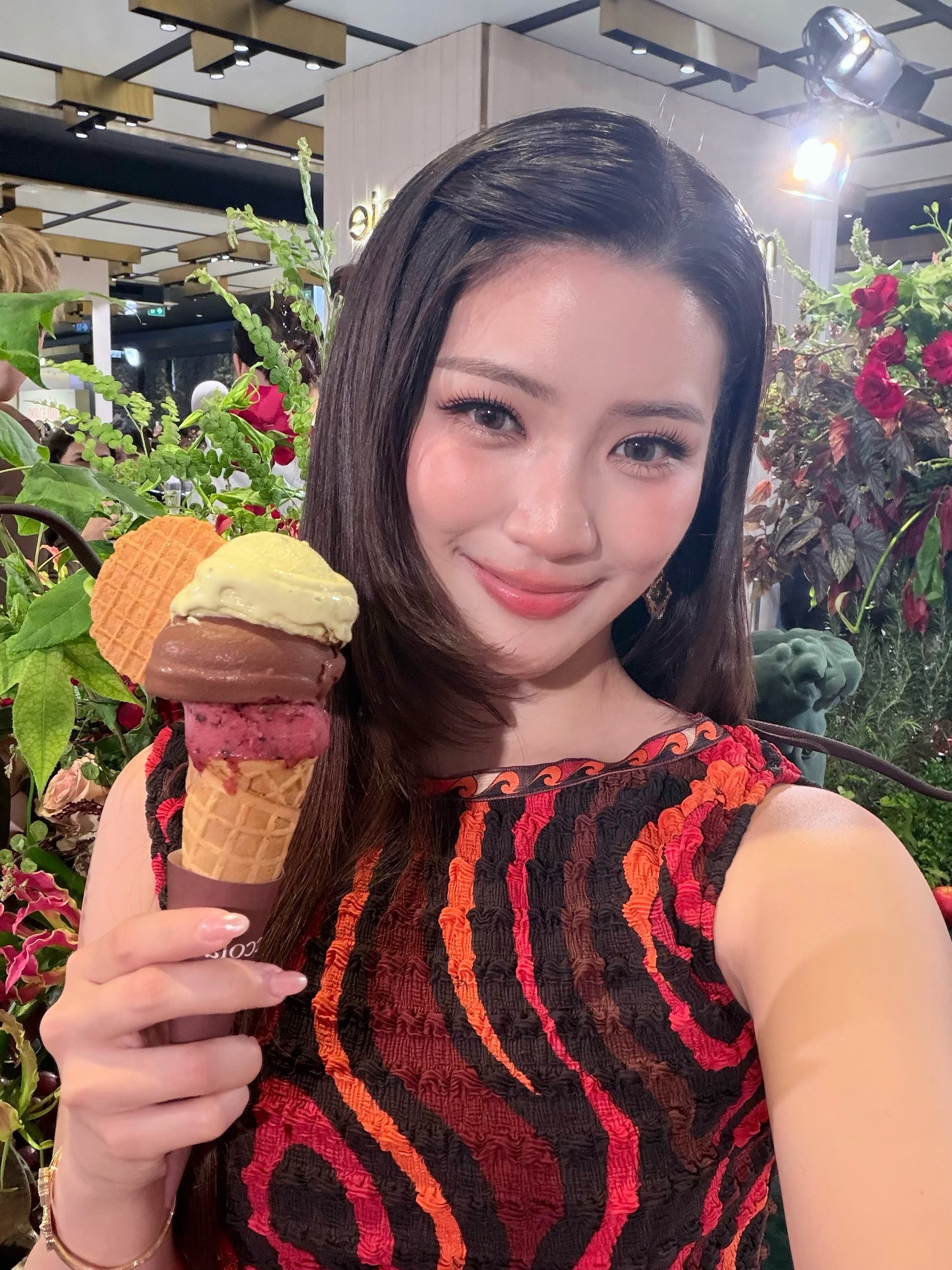 จินนี่ - ณัฐณิชา ประทีปนาฏศิริ