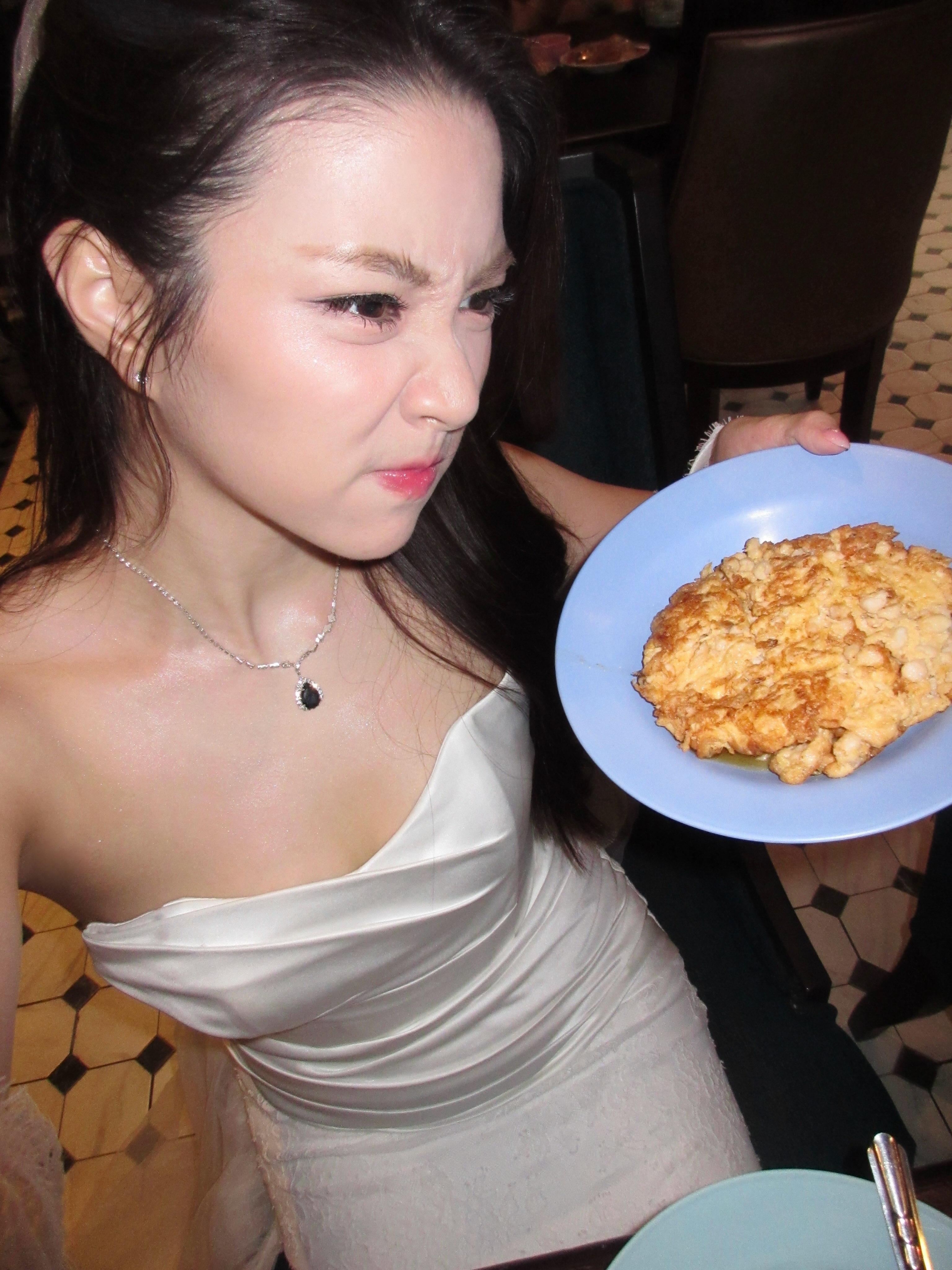 จินนี่ - ณัฐณิชา ประทีปนาฏศิริ