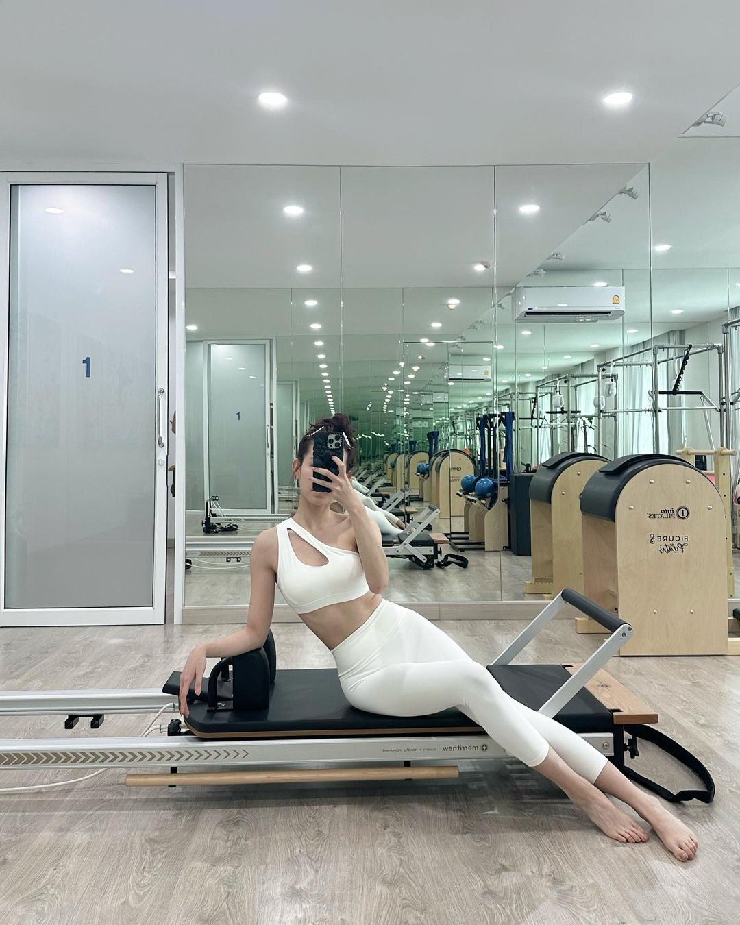 ดาว - พิมพ์ทอง วชิราคม