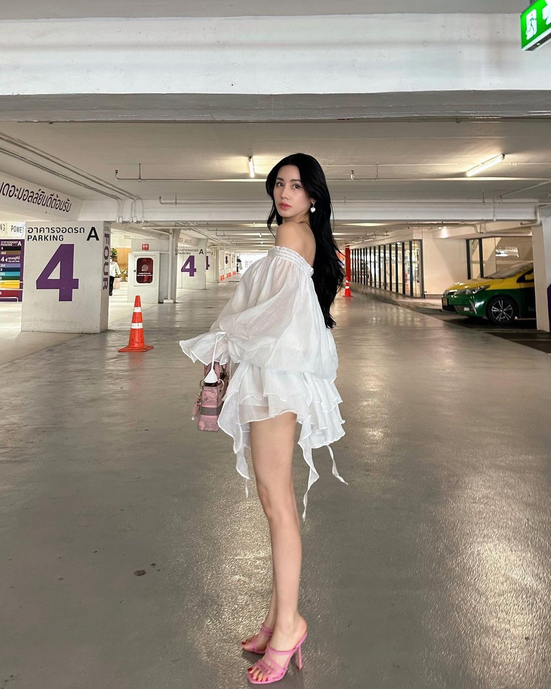 ดาว - พิมพ์ทอง วชิราคม