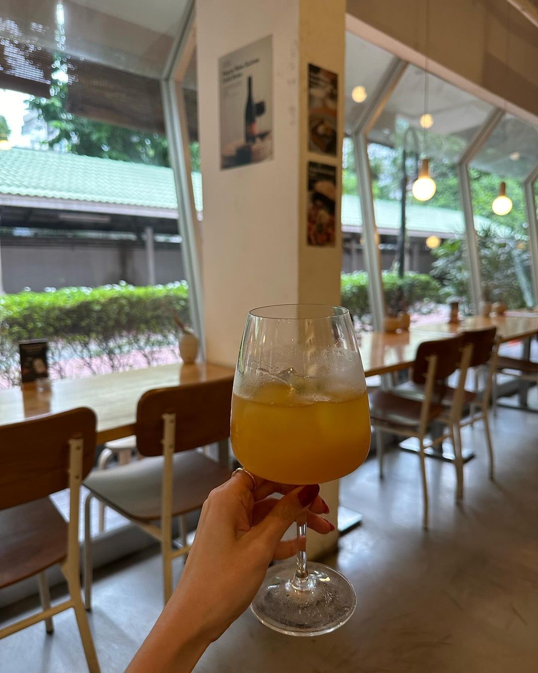 ดาว - พิมพ์ทอง วชิราคม