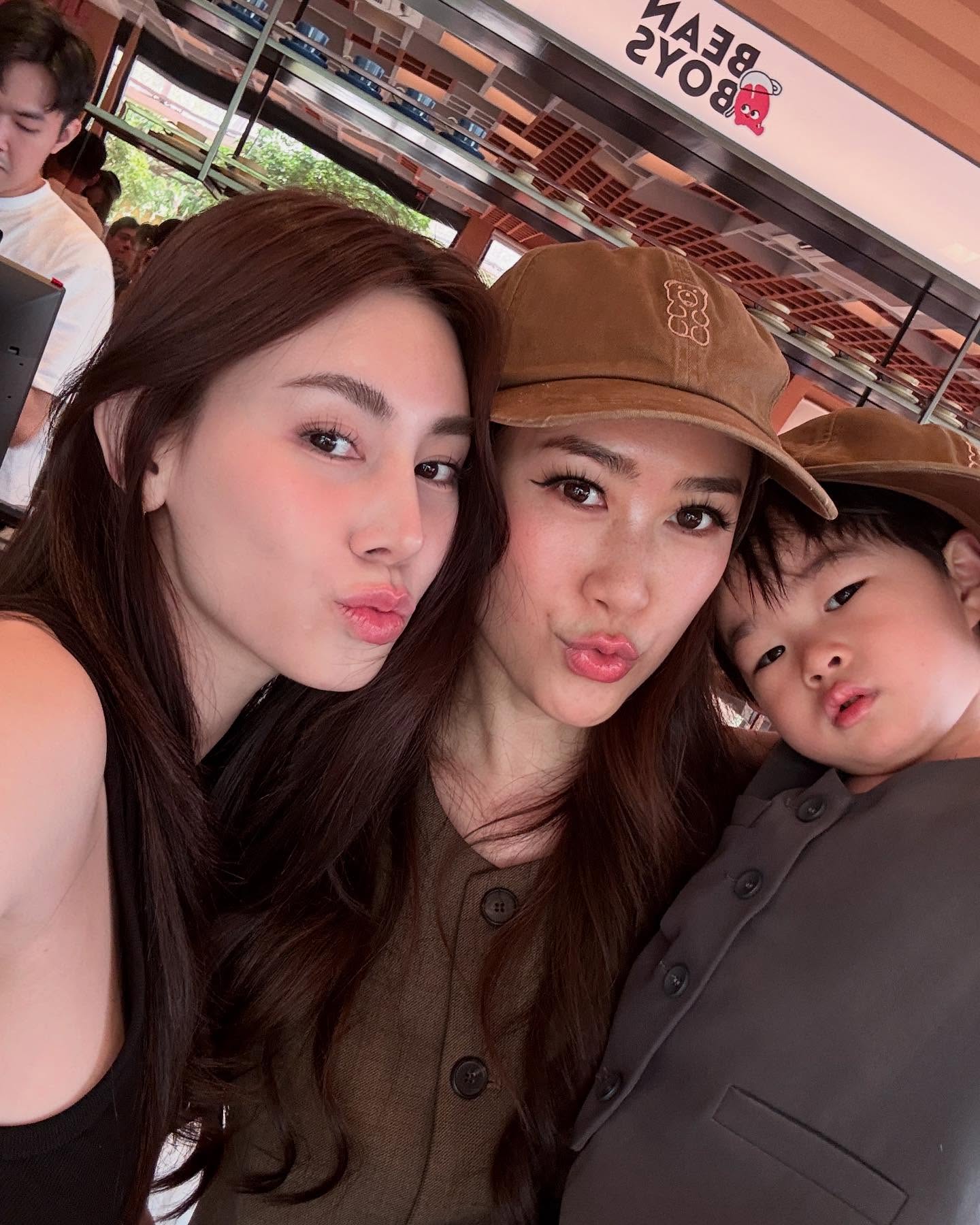 ดาว - พิมพ์ทอง วชิราคม