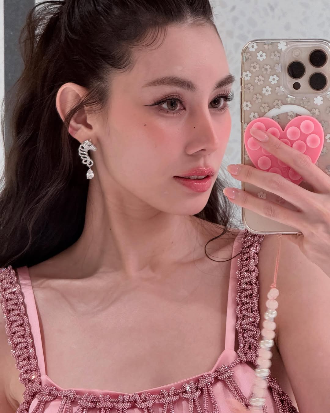ดาว - พิมพ์ทอง วชิราคม