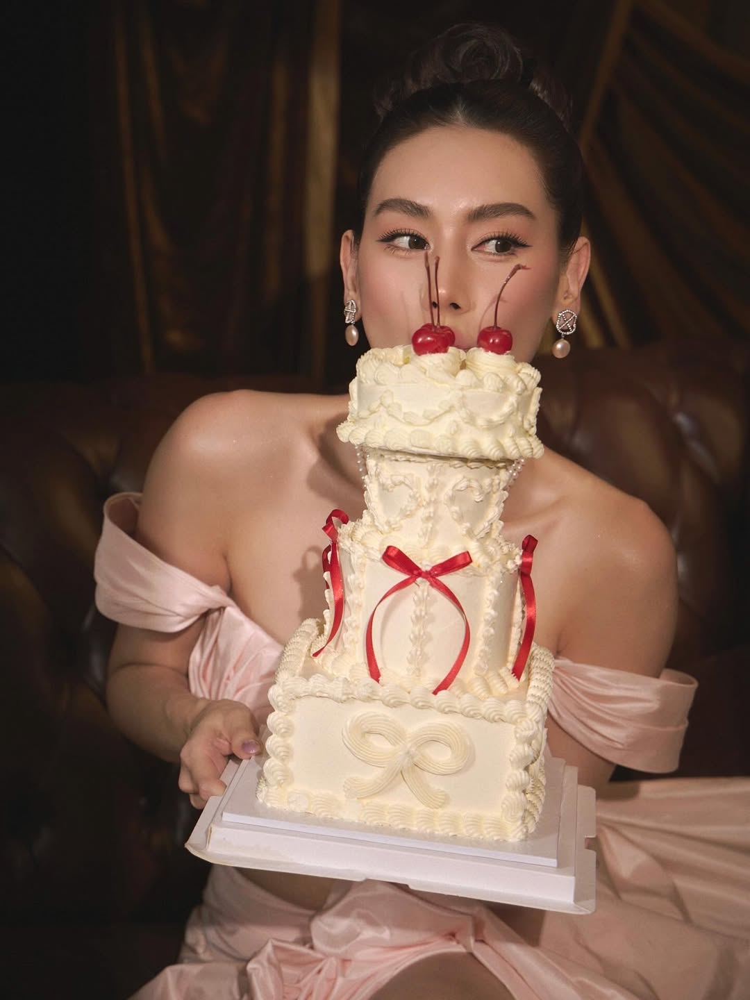 ดาว - พิมพ์ทอง วชิราคม