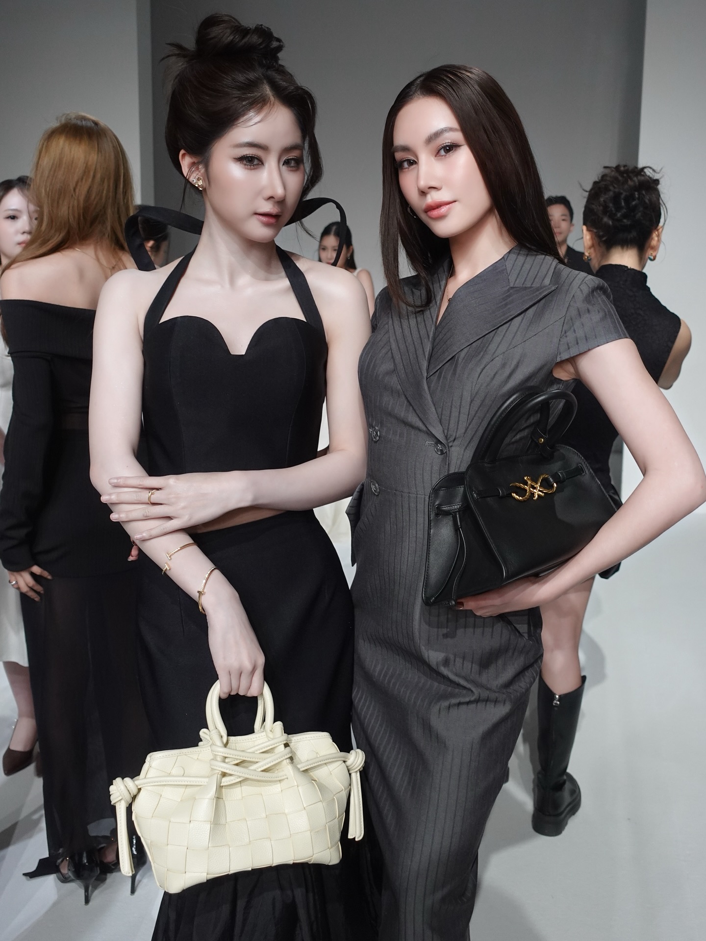 ดาว - พิมพ์ทอง วชิราคม