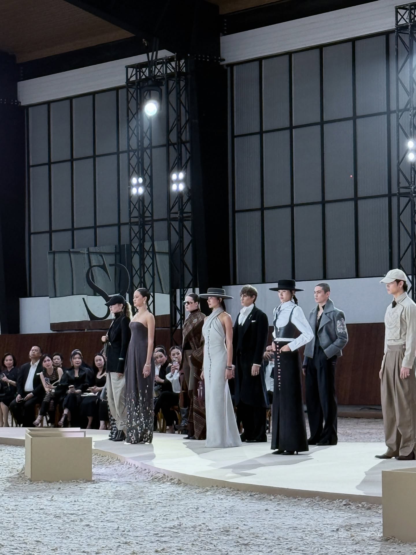 ดาว - พิมพ์ทอง วชิราคม