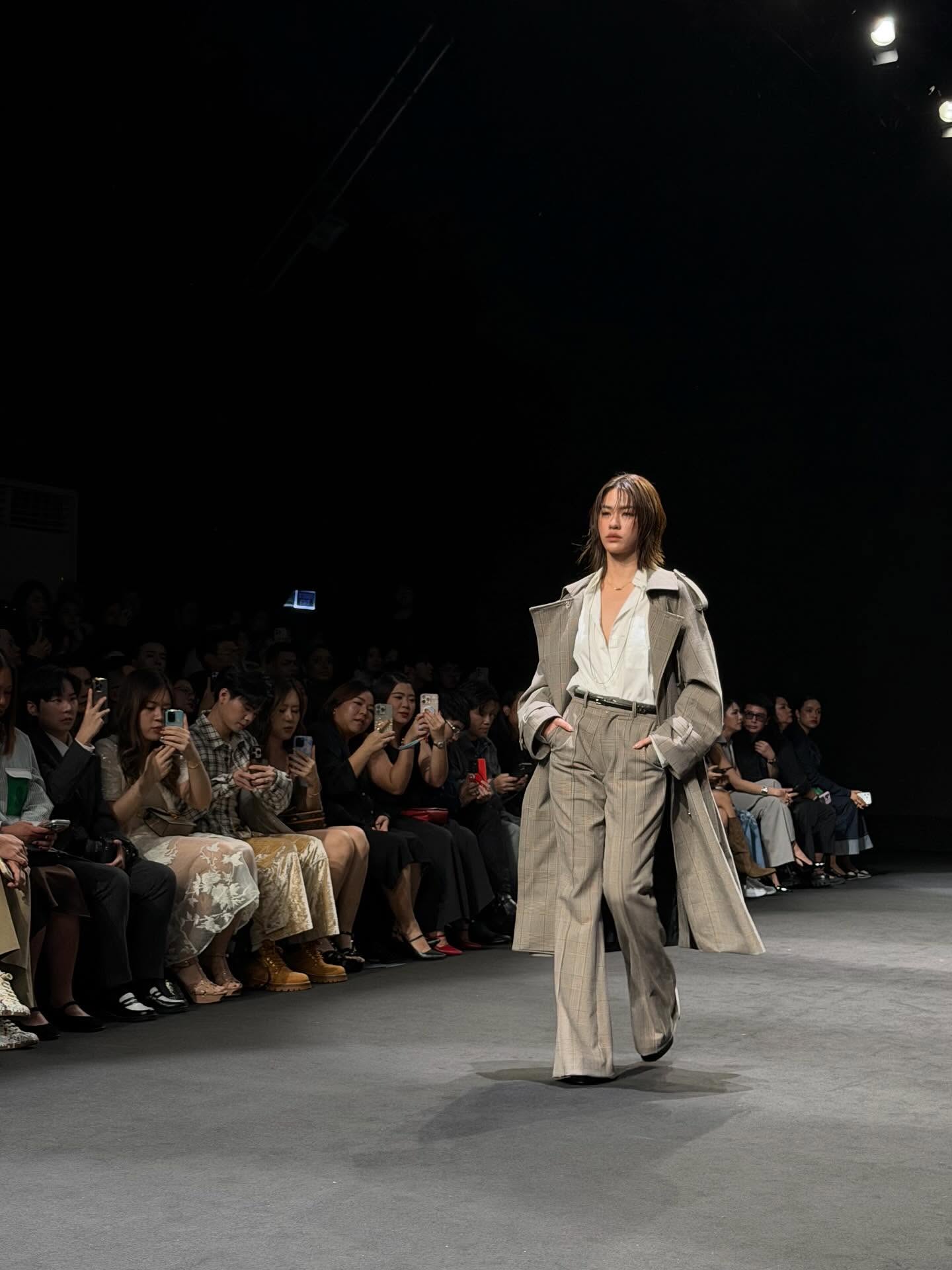 ดาว - พิมพ์ทอง วชิราคม