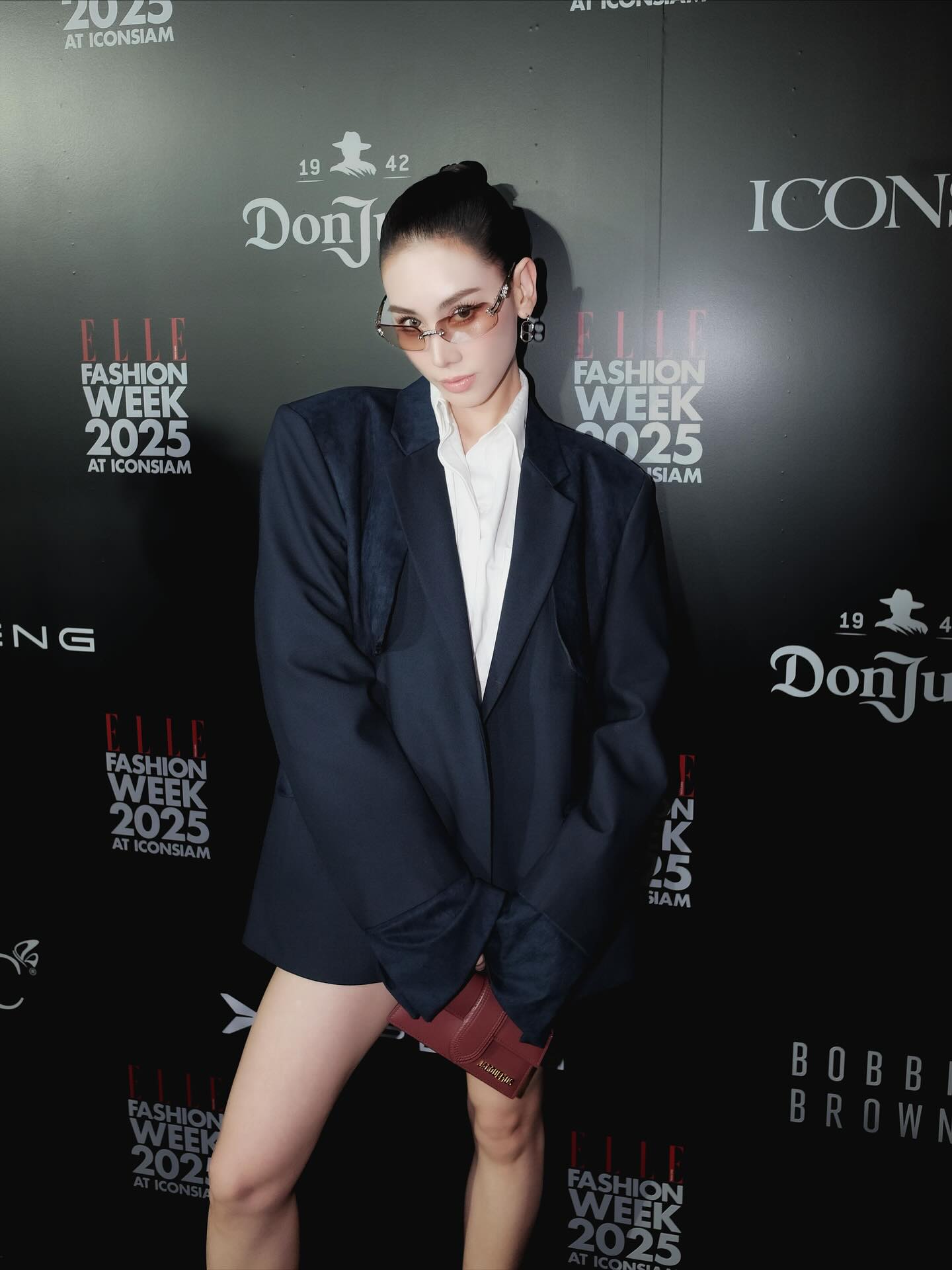 ดาว - พิมพ์ทอง วชิราคม