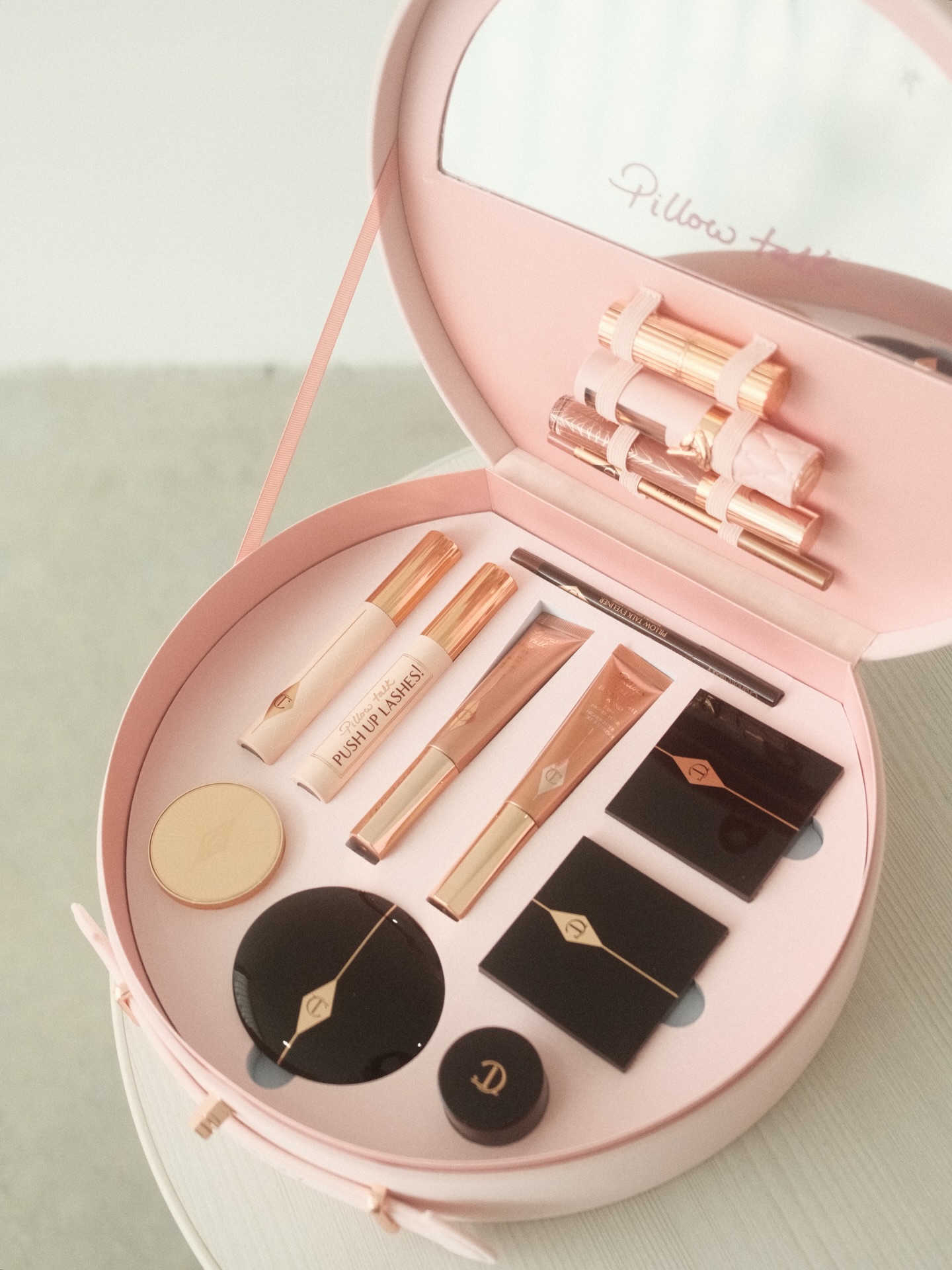 ดาว - พิมพ์ทอง วชิราคม