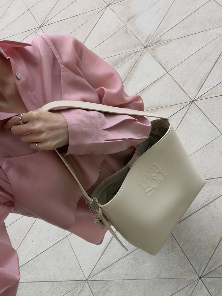 ดาว - พิมพ์ทอง วชิราคม