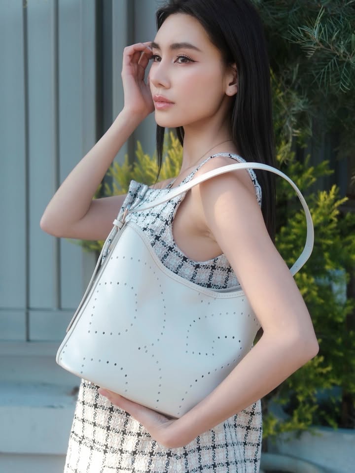 ดาว - พิมพ์ทอง วชิราคม