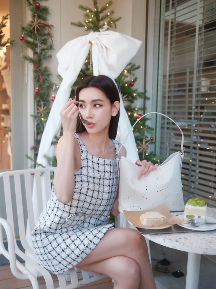 ดาว - พิมพ์ทอง วชิราคม