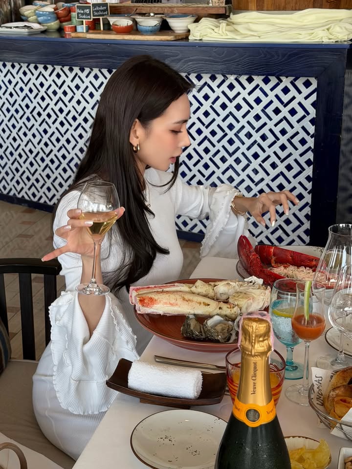 ดาว - พิมพ์ทอง วชิราคม