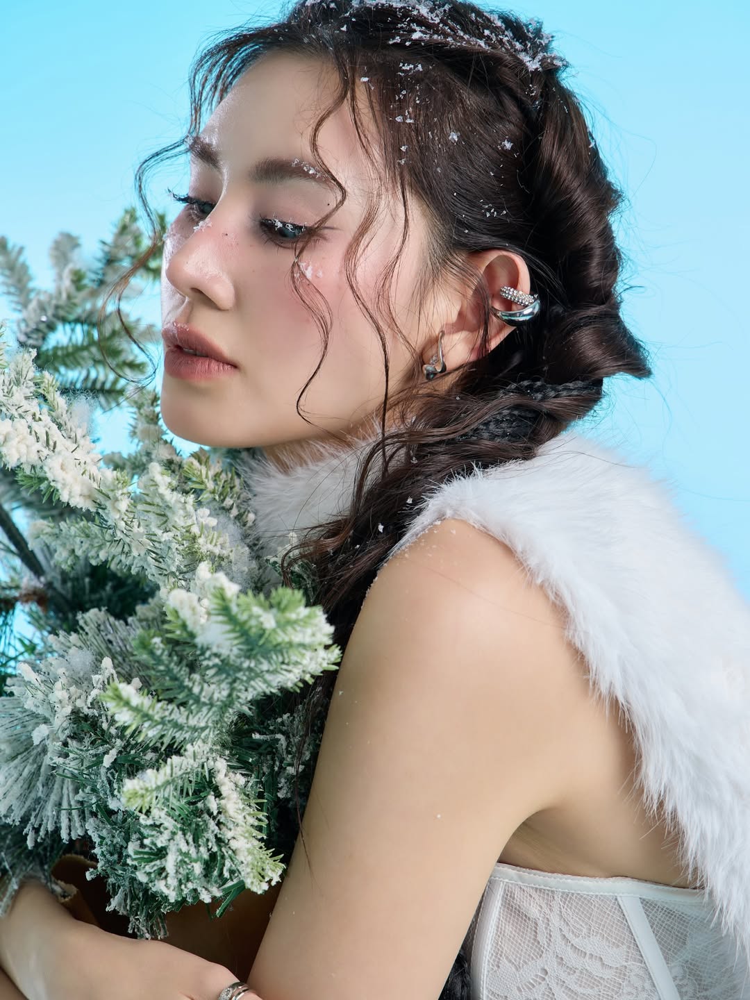 ดาว - พิมพ์ทอง วชิราคม