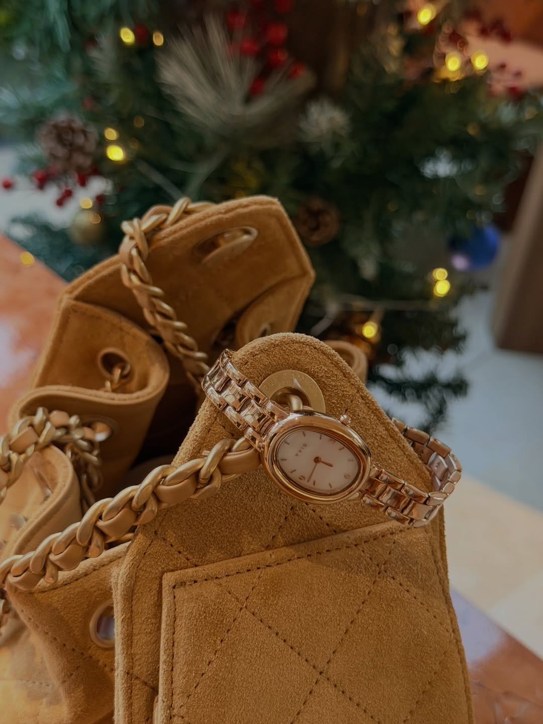 ดาว - พิมพ์ทอง วชิราคม