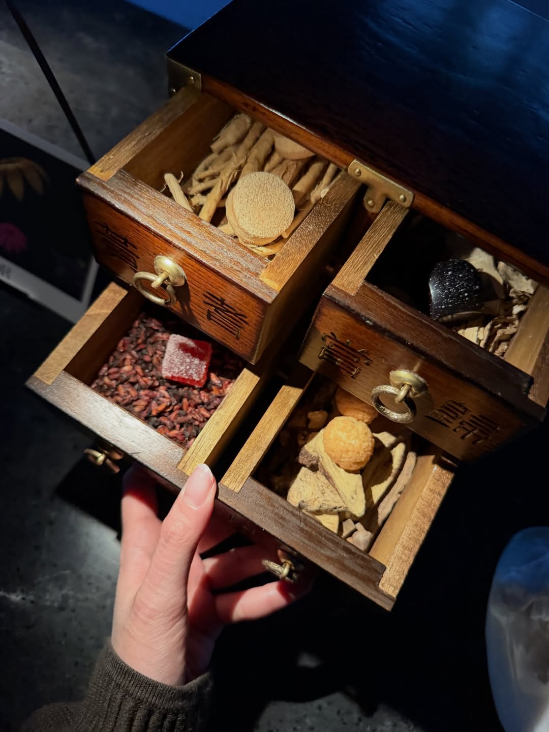 ดาว - พิมพ์ทอง วชิราคม