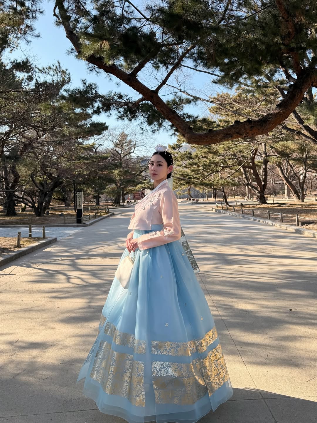 ดาว - พิมพ์ทอง วชิราคม