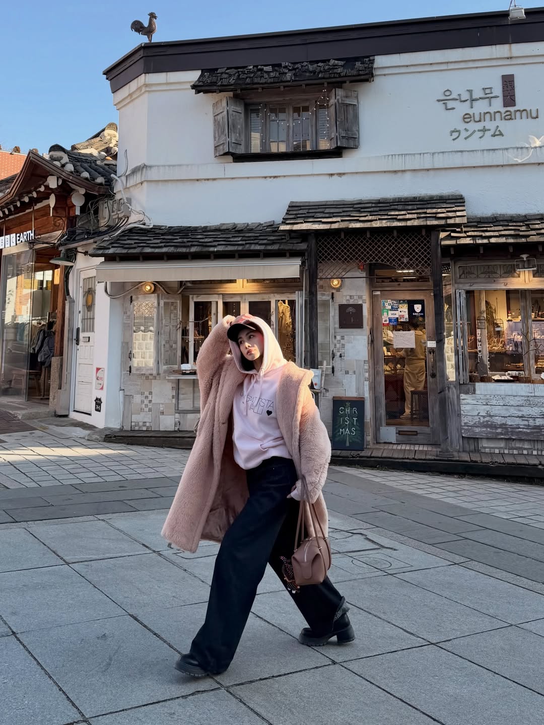 ดาว - พิมพ์ทอง วชิราคม