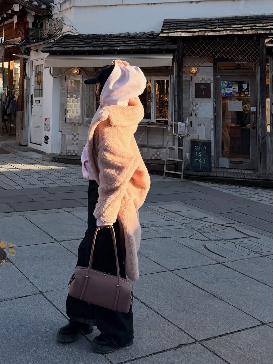 ดาว - พิมพ์ทอง วชิราคม