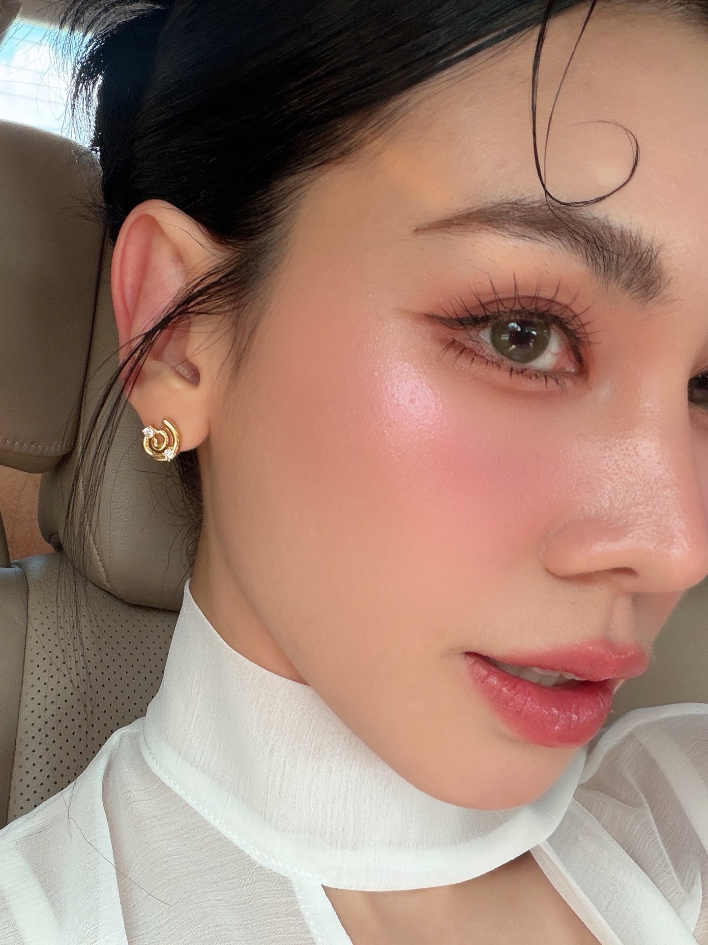 ดาว - พิมพ์ทอง วชิราคม