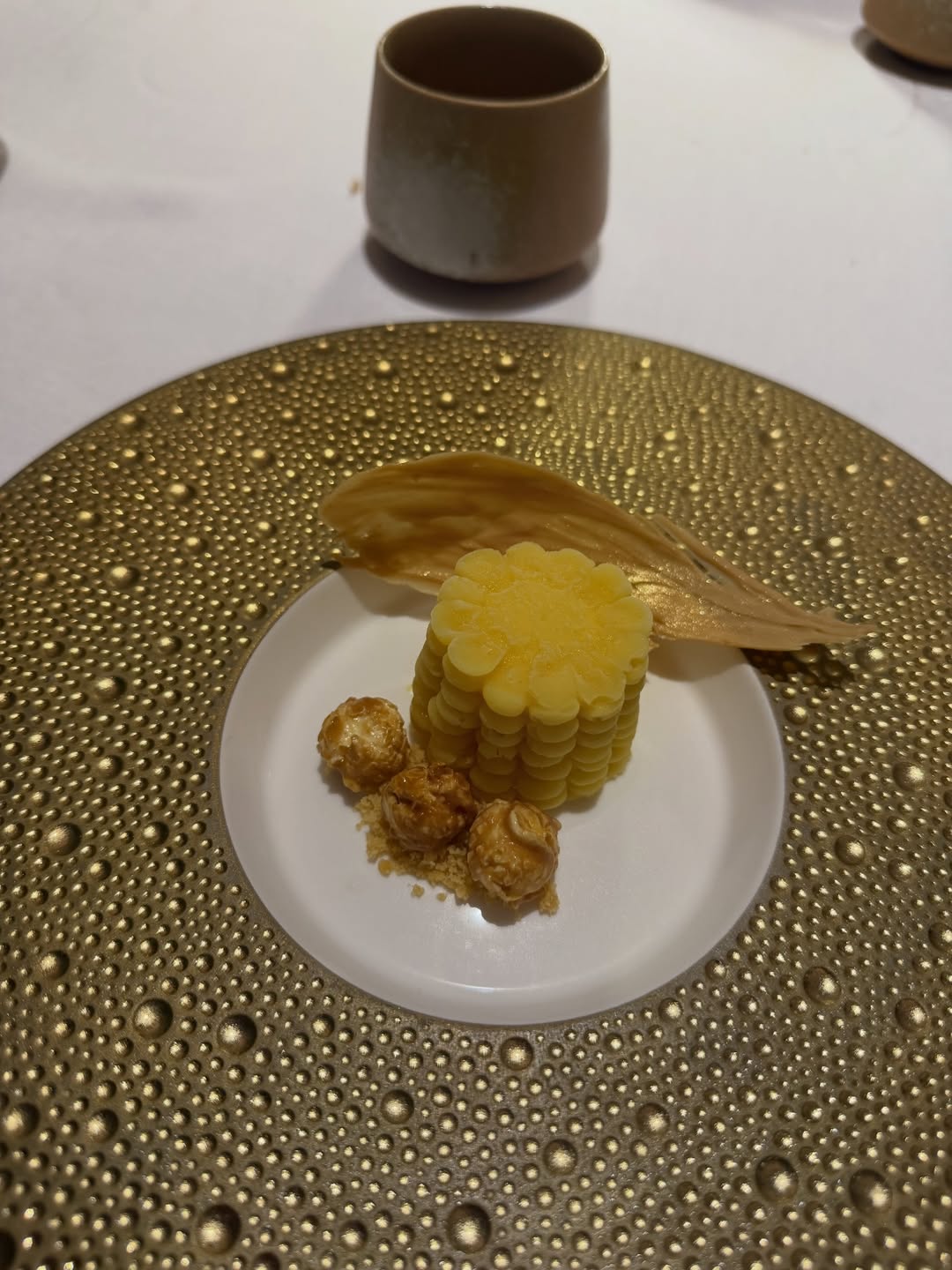 ดาว - พิมพ์ทอง วชิราคม