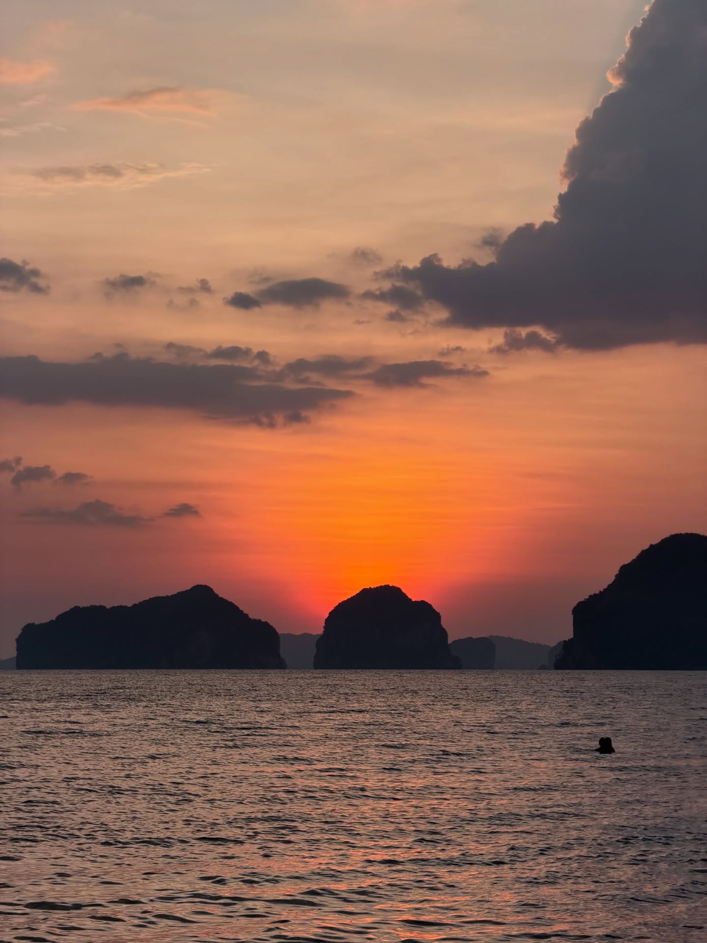 ดาว - พิมพ์ทอง วชิราคม