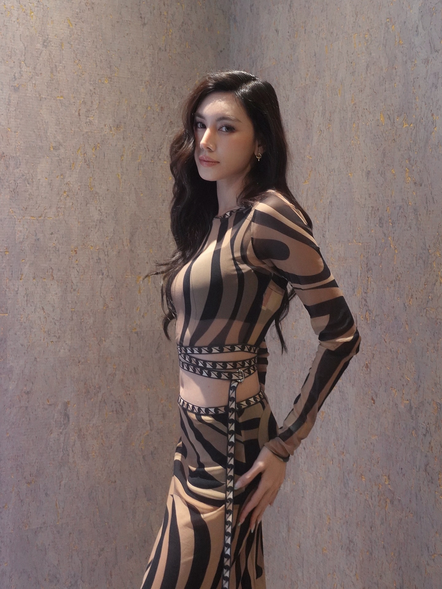 ดาว - พิมพ์ทอง วชิราคม