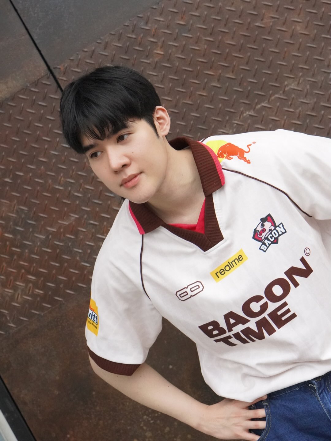 เฟริสท์ - ภาราดา ชัชวาลโชติกุล