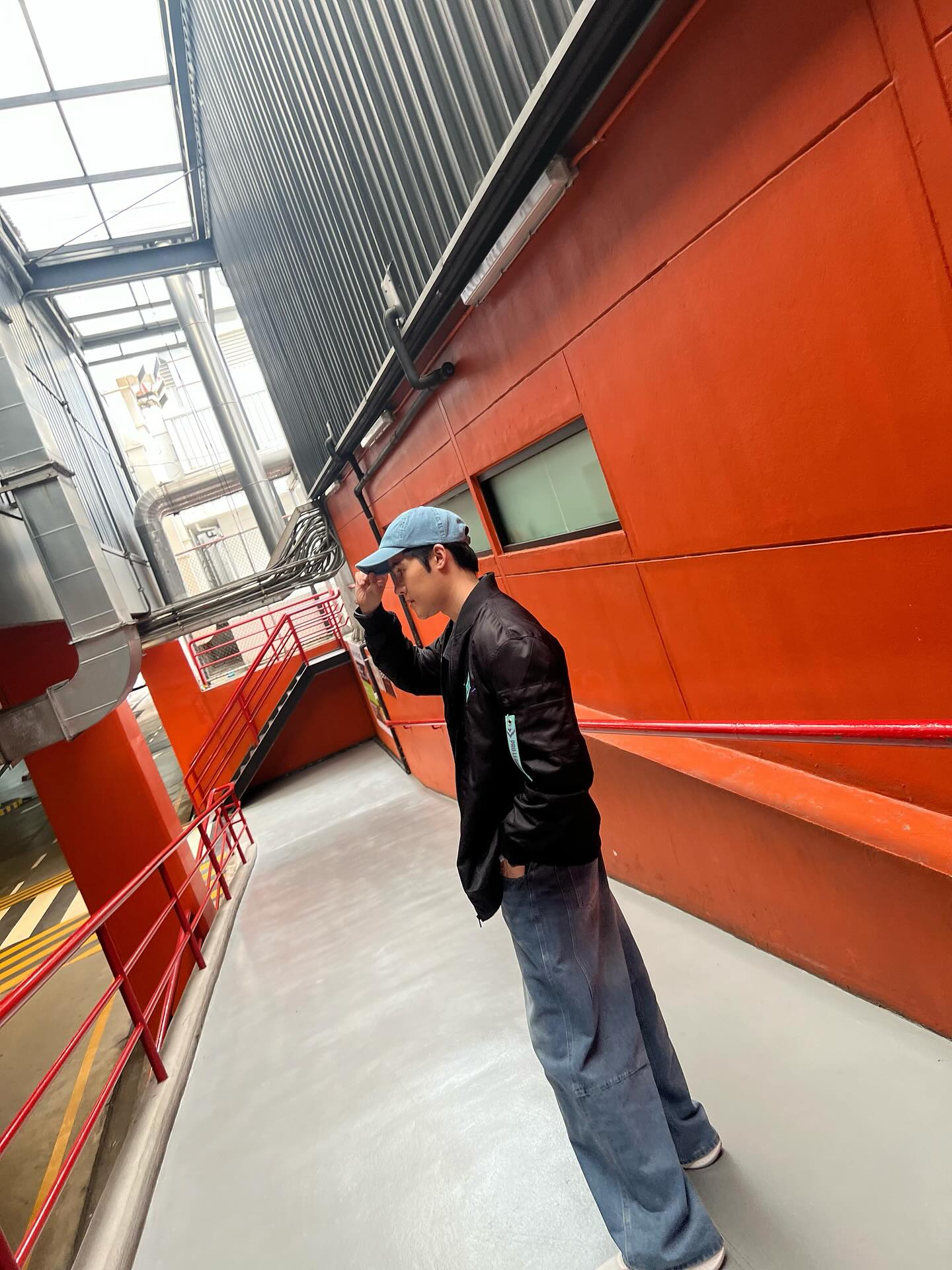 เฟริสท์ - ภาราดา ชัชวาลโชติกุล