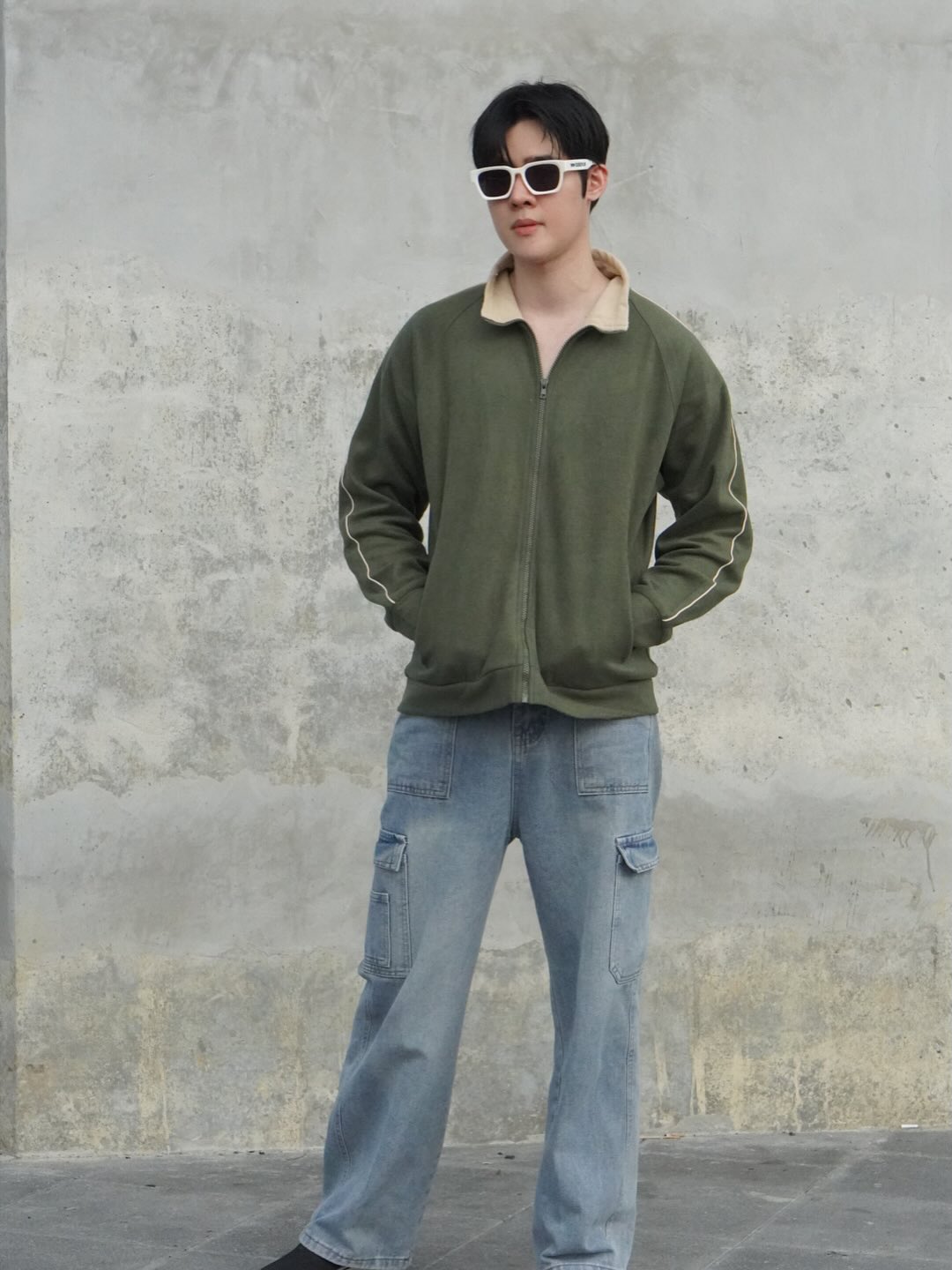 เฟริสท์ - ภาราดา ชัชวาลโชติกุล