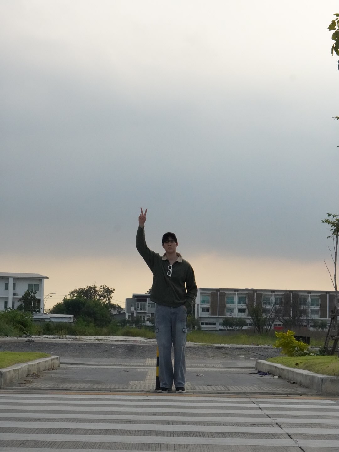 เฟริสท์ - ภาราดา ชัชวาลโชติกุล