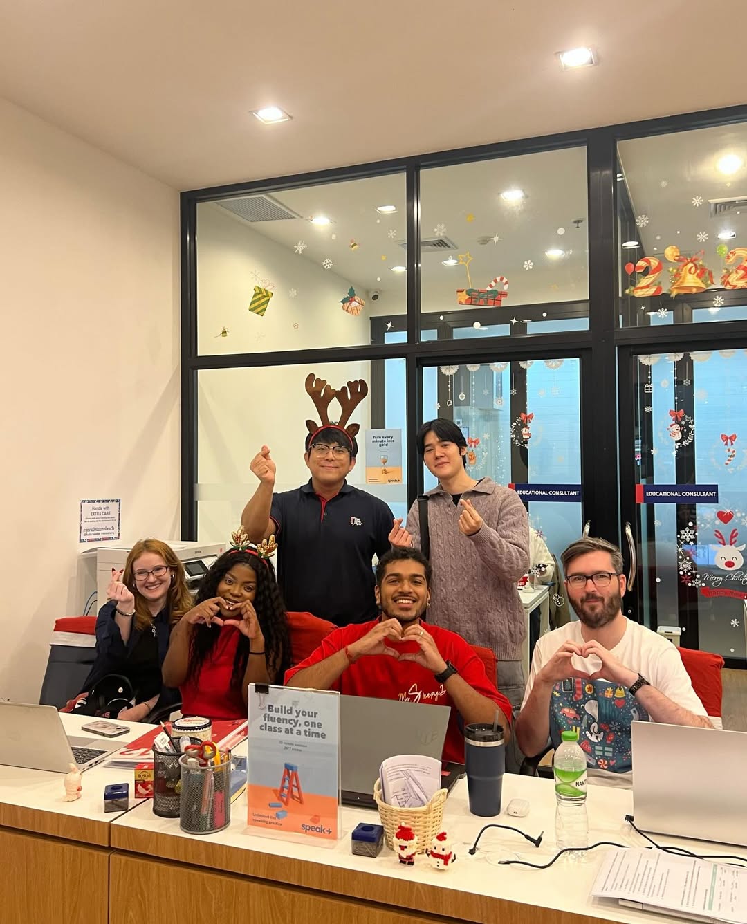 เฟริสท์ - ภาราดา ชัชวาลโชติกุล