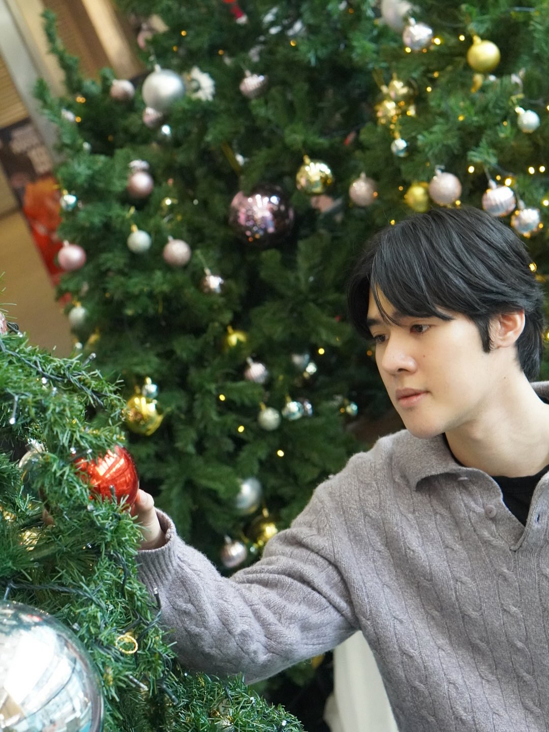 เฟริสท์ - ภาราดา ชัชวาลโชติกุล